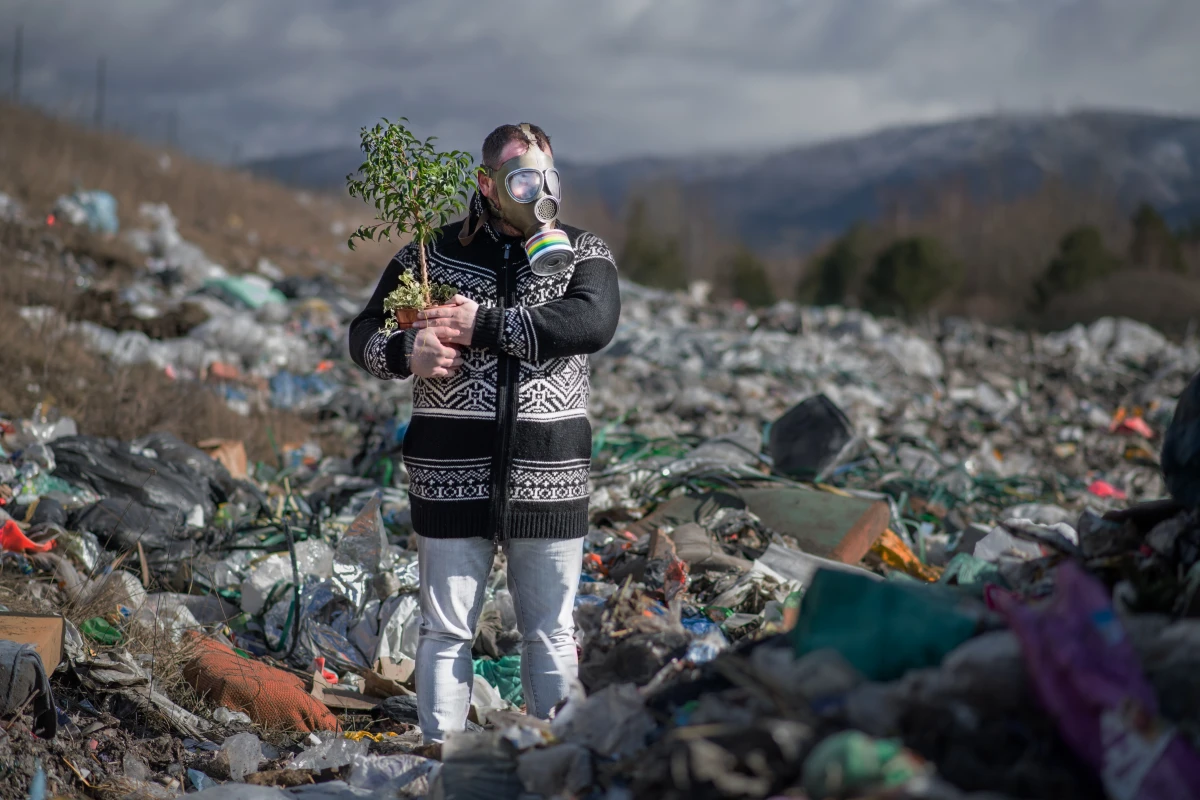 Vers un droit fondamental à un environnement sain : protéger les biens communs de l'humanité